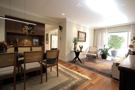Apartamento à venda com 110m², 3 quartos e 2 vagas Apartamento à venda com 110m², 3 quartos e 2 vagasSala