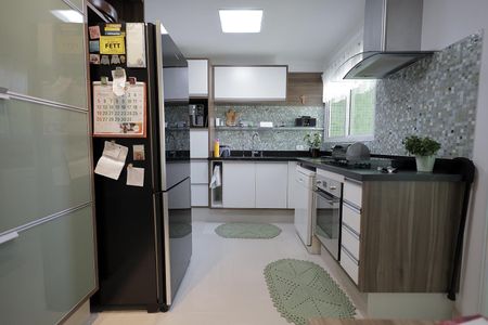 Apartamento à venda com 110m², 3 quartos e 2 vagas Apartamento à venda com 110m², 3 quartos e 2 vagasCozinha