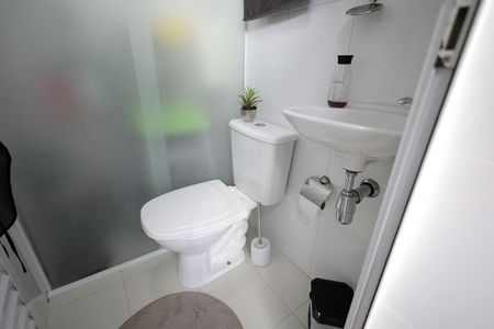 Apartamento à venda com 110m², 3 quartos e 2 vagas Apartamento à venda com 110m², 3 quartos e 2 vagasBanheiro 1