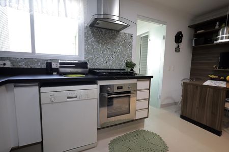 Apartamento à venda com 110m², 3 quartos e 2 vagas Apartamento à venda com 110m², 3 quartos e 2 vagasCozinha