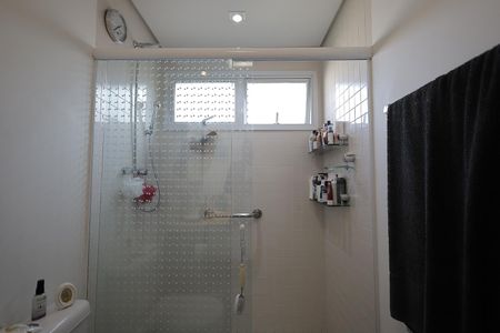 Apartamento à venda com 110m², 3 quartos e 2 vagas Apartamento à venda com 110m², 3 quartos e 2 vagasBanheiro Suíte