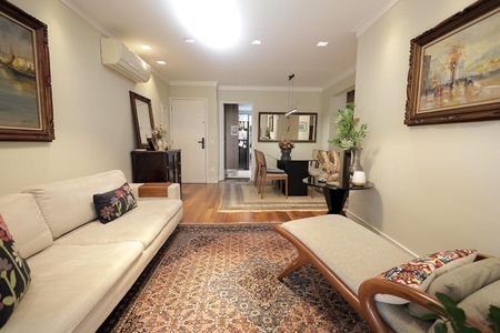 Apartamento à venda com 110m², 3 quartos e 2 vagas Apartamento à venda com 110m², 3 quartos e 2 vagasSala