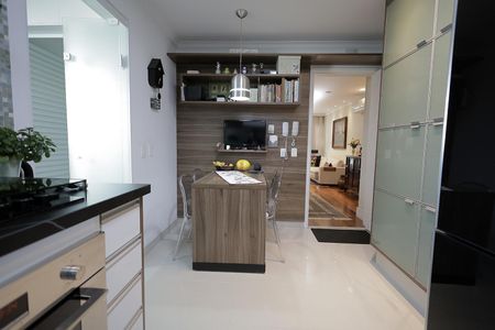 Apartamento à venda com 110m², 3 quartos e 2 vagas Apartamento à venda com 110m², 3 quartos e 2 vagasCozinha