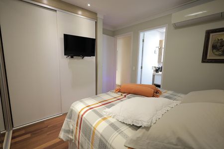 Apartamento à venda com 110m², 3 quartos e 2 vagas Apartamento à venda com 110m², 3 quartos e 2 vagasQuarto Suíte