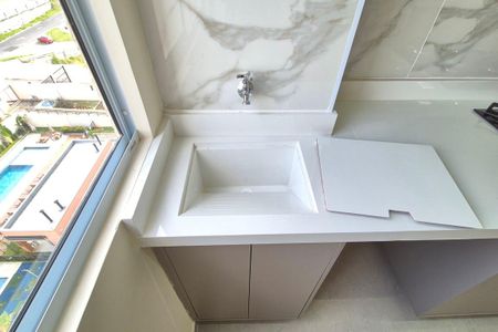 Área de Serviço de apartamento para alugar com 2 quartos, 48m² em Cidade Satélite Íris, Campinas