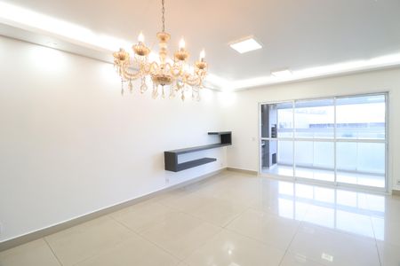 Apartamento para alugar com 108m², 3 quartos e 2 vagasSala