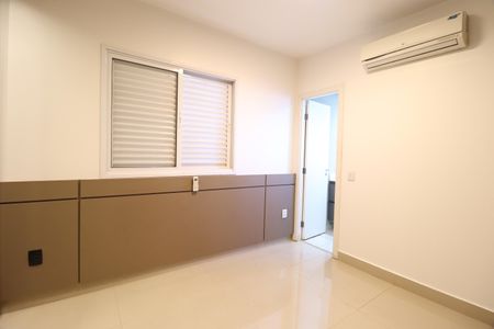 Apartamento para alugar com 108m², 3 quartos e 2 vagasQuarto 2 - Suíte