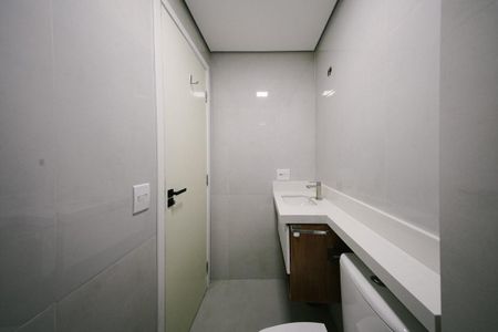 Apartamento para alugar com 58m², 2 quartos e 1 vaga Apartamento para alugar com 58m², 2 quartos e 1 vagaBanheiro