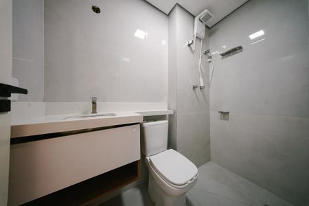 Apartamento para alugar com 58m², 2 quartos e 1 vaga Apartamento para alugar com 58m², 2 quartos e 1 vagaBanheiro