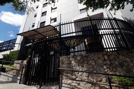 Apartamento para alugar com 58m², 2 quartos e 1 vaga Apartamento para alugar com 58m², 2 quartos e 1 vagaFachada