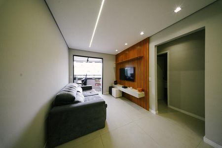 Apartamento para alugar com 58m², 2 quartos e 1 vaga Apartamento para alugar com 58m², 2 quartos e 1 vagaSala