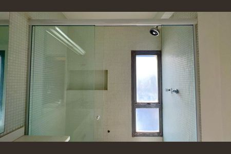 Apartamento à venda com 169m², 3 quartos e 2 vagas Apartamento à venda com 169m², 3 quartos e 2 vagasBanheiro da Suíte