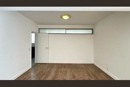 Apartamento à venda com 169m², 3 quartos e 2 vagas Apartamento à venda com 169m², 3 quartos e 2 vagasDetalhe Sala
