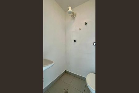 Apartamento à venda com 169m², 3 quartos e 2 vagas Apartamento à venda com 169m², 3 quartos e 2 vagasÁrea de Serviço