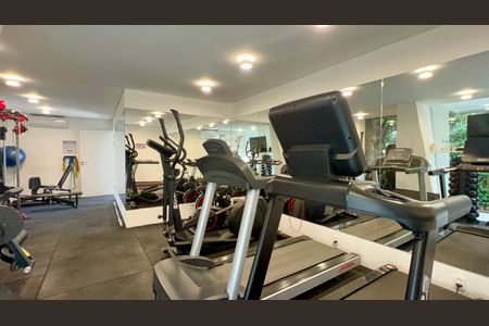 Apartamento à venda com 169m², 3 quartos e 2 vagas Apartamento à venda com 169m², 3 quartos e 2 vagasAcademia