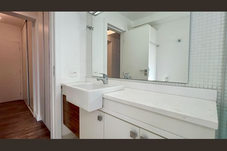 Apartamento à venda com 169m², 3 quartos e 2 vagas Apartamento à venda com 169m², 3 quartos e 2 vagasBanheiro da Suíte