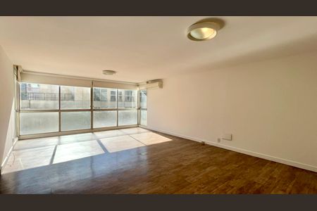Apartamento à venda com 169m², 3 quartos e 2 vagas Apartamento à venda com 169m², 3 quartos e 2 vagasSala