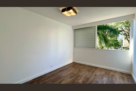 Apartamento à venda com 169m², 3 quartos e 2 vagas Apartamento à venda com 169m², 3 quartos e 2 vagasQuarto 2