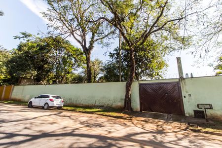 Vista da Rua de casa à venda com 4 quartos, 1410m² em Chácara do Peroba, Barueri