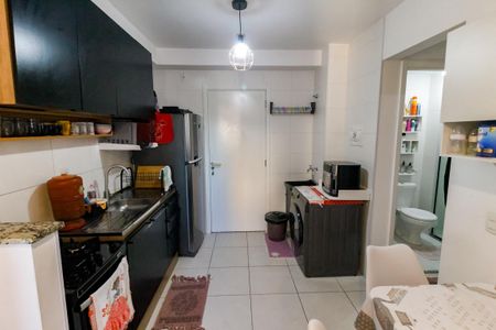 Apartamento para alugar com 32m², 2 quartos e sem vaga Apartamento para alugar com 32m², 2 quartos e sem vagaCozinha e Área de Serviço