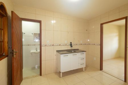 Casa para alugar com 70m², 2 quartos e 1 vaga Casa para alugar com 70m², 2 quartos e 1 vagaCozinha