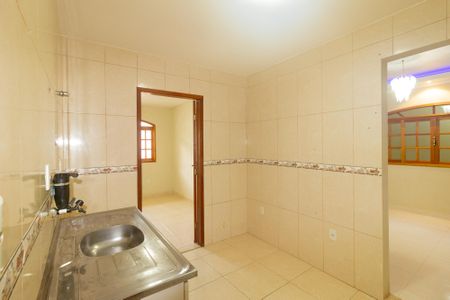 Casa para alugar com 70m², 2 quartos e 1 vaga Casa para alugar com 70m², 2 quartos e 1 vagaCozinha