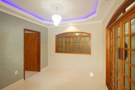 Casa para alugar com 2 quartos, 70m² em Campo Grande, Rio de Janeiro