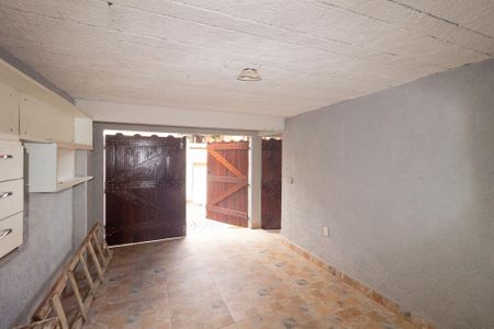 Casa para alugar com 70m², 2 quartos e 1 vaga Casa para alugar com 70m², 2 quartos e 1 vagaGaragem