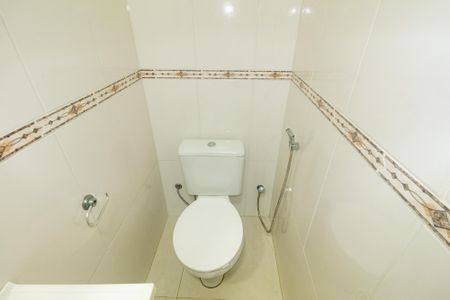 Casa para alugar com 70m², 2 quartos e 1 vaga Casa para alugar com 70m², 2 quartos e 1 vagaBanheiro 1