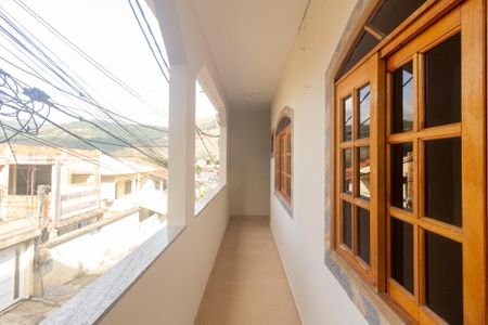 Casa para alugar com 70m², 2 quartos e 1 vaga Casa para alugar com 70m², 2 quartos e 1 vagaVaranda