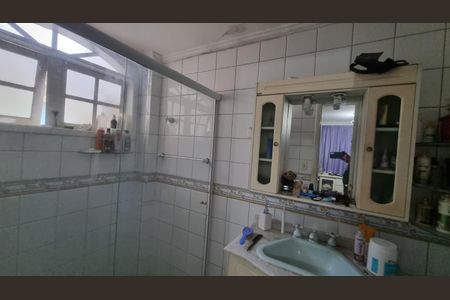 Casa de condomínio à venda com 549m², 6 quartos e 4 vagas Casa de condomínio à venda com 549m², 6 quartos e 4 vagasBanheiro