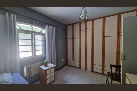 Quarto  de casa de condomínio à venda com 6 quartos, 549m² em Jacarepaguá, Rio de Janeiro