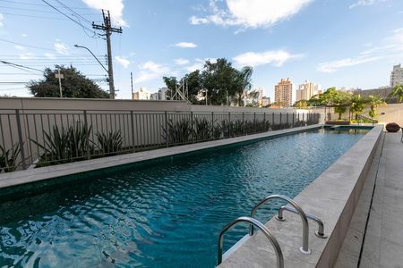 Apartamento para alugar com 65m², 2 quartos e 1 vaga Apartamento para alugar com 65m², 2 quartos e 1 vagaÁREAS COMUNS - PISCINA