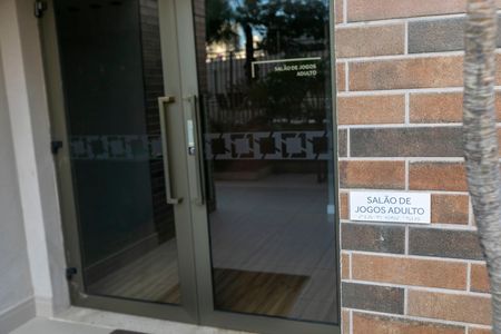 Apartamento para alugar com 65m², 2 quartos e 1 vaga Apartamento para alugar com 65m², 2 quartos e 1 vagaÁREAS COMUNS - SALÃO DE JOGOS