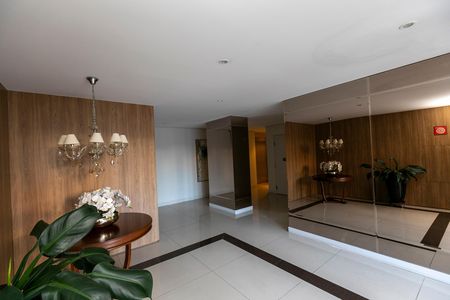 Apartamento para alugar com 65m², 2 quartos e 1 vaga Apartamento para alugar com 65m², 2 quartos e 1 vagaHALL DE ENTRADA