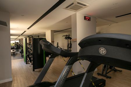Apartamento para alugar com 65m², 2 quartos e 1 vaga Apartamento para alugar com 65m², 2 quartos e 1 vagaÁREAS COMUNS - ACADEMIA