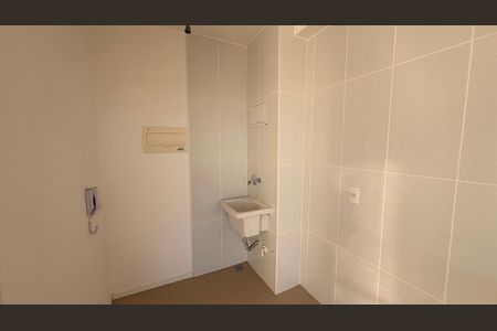 Área de Serviço de apartamento à venda com 3 quartos, 76m² em Setor Coimbra, Goiânia