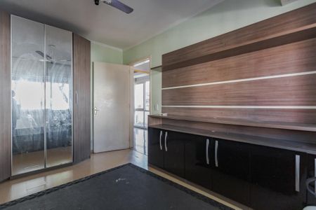 Quarto 1 de apartamento para alugar com 2 quartos, 86m² em Jardim do Salso, Porto Alegre