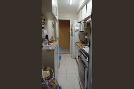 Apartamento à venda com 74m², 1 quarto e 1 vaga Apartamento à venda com 74m², 1 quarto e 1 vagaCozinha