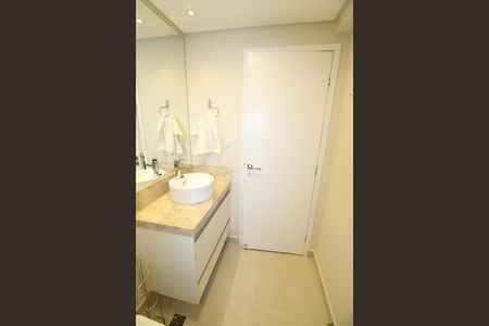 Banheiro de apartamento para alugar com 3 quartos, 115m² em Centro, São José dos Campos
