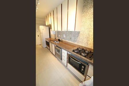 Cozinha de apartamento para alugar com 3 quartos, 115m² em Centro, São José dos Campos