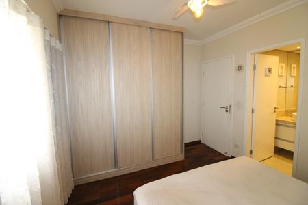Suíte de apartamento para alugar com 3 quartos, 115m² em Centro, São José dos Campos