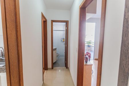 Apartamento à venda com 75m², 2 quartos e 1 vaga Apartamento à venda com 75m², 2 quartos e 1 vagaCorredor