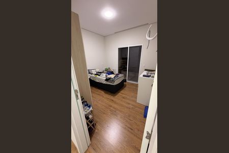 Casa de condomínio à venda com 450m², 6 quartos e 6 vagas Casa de condomínio à venda com 450m², 6 quartos e 6 vagasQuarto