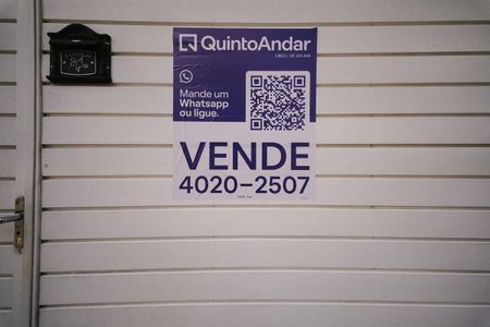 Fachada de casa à venda com 2 quartos, 65m² em Vila Caju, São Paulo