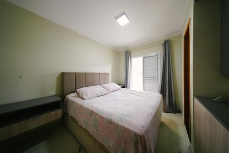 Suíte 1 de casa à venda com 2 quartos, 65m² em Vila Caju, São Paulo