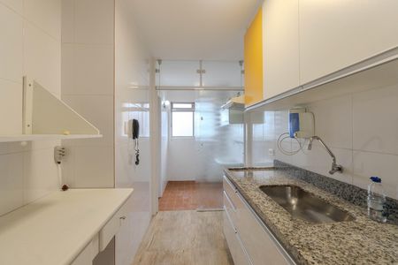 Apartamento à venda com 64m², 2 quartos e 1 vaga Apartamento à venda com 64m², 2 quartos e 1 vagaCozinha