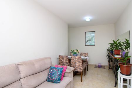Apartamento à venda com 51m², 2 quartos e 1 vaga Apartamento à venda com 51m², 2 quartos e 1 vagaSala