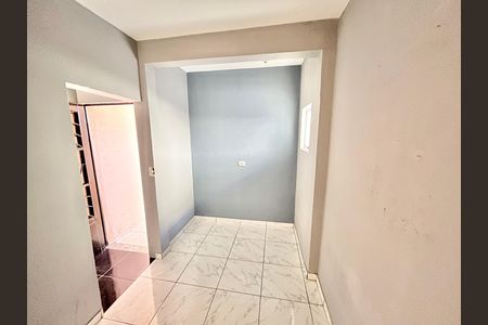 Casa para alugar com 60m², 2 quartos e sem vaga Casa para alugar com 60m², 2 quartos e sem vagaSala/Quarto Suíte