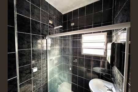 Banheiro da Suíte de casa para alugar com 2 quartos, 60m² em Jardim Peri, São Paulo